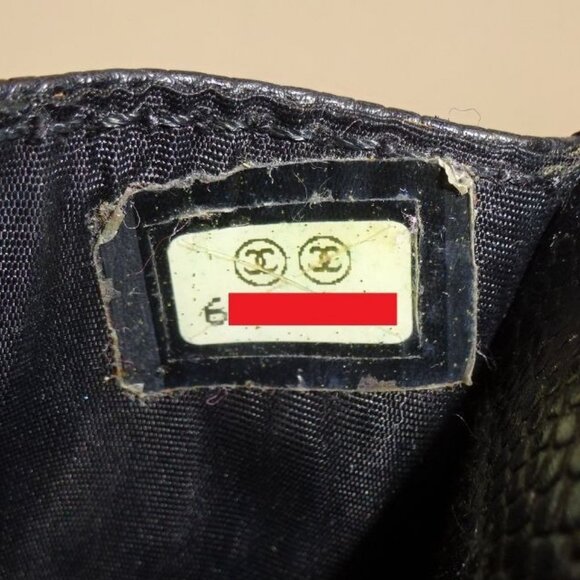 Authentic CHANEL Vintage Mini Flap Bag Caviar Pouch Cigarette Case Crossbody - Picture 15 of 15